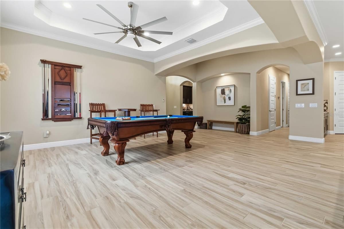 7966 WYNDHAM DRIVE — photo 5 of 43