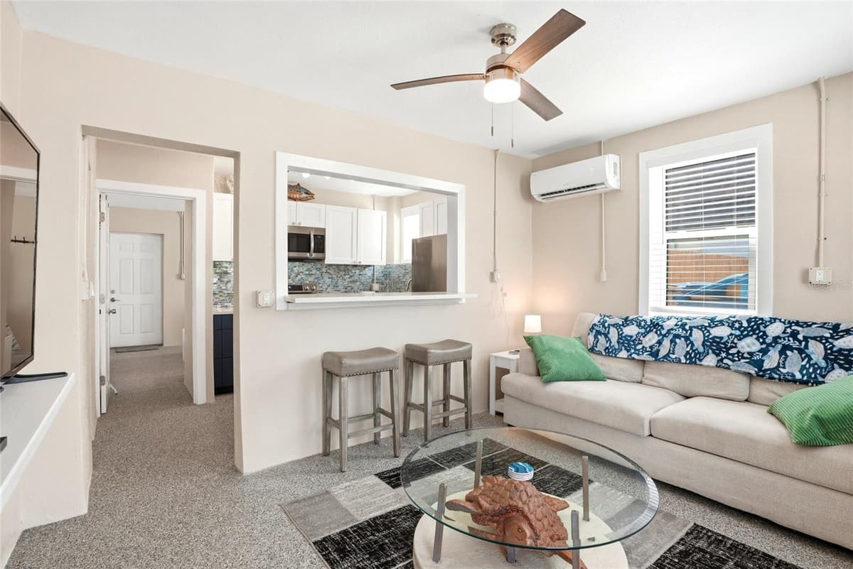 14135 PALM STREET — photo 24 of 60
