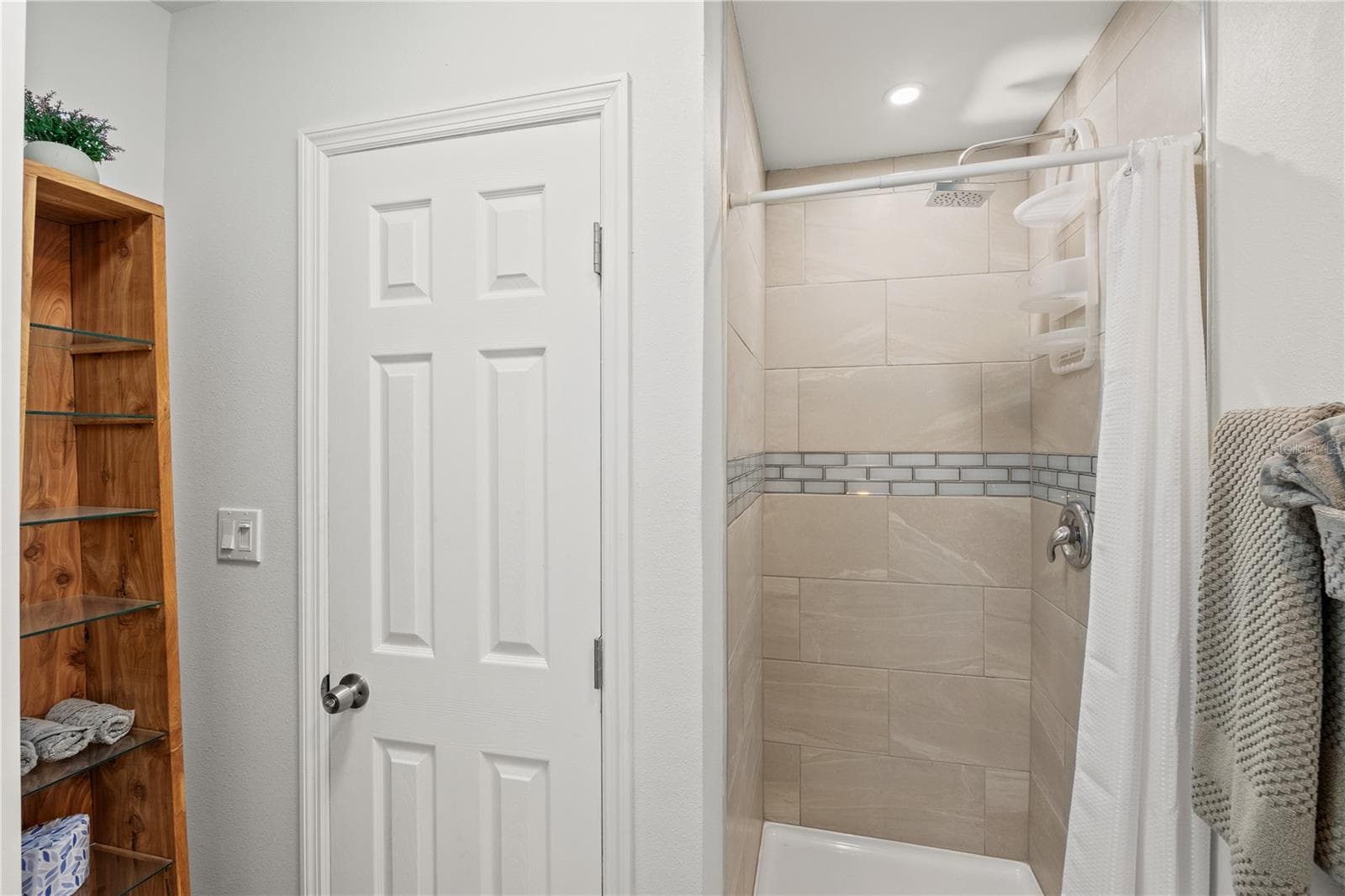 3155 WATERSIDE DRIVE — photo 37 of 74