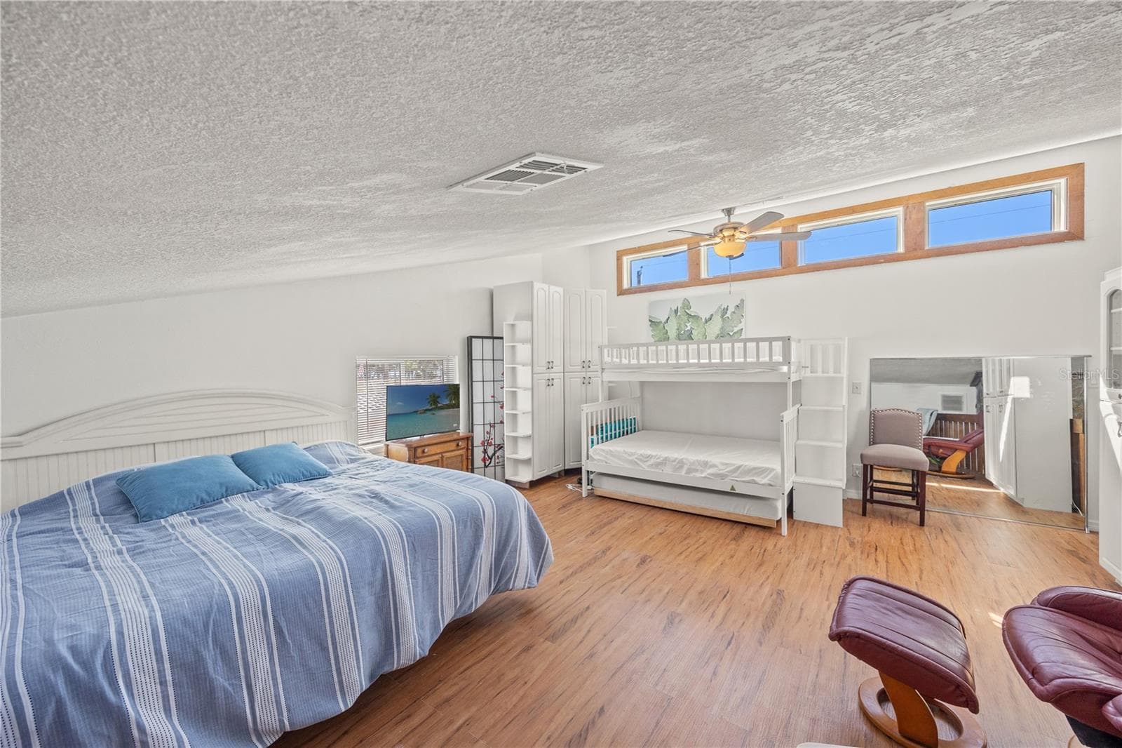 3155 WATERSIDE DRIVE — photo 40 of 74