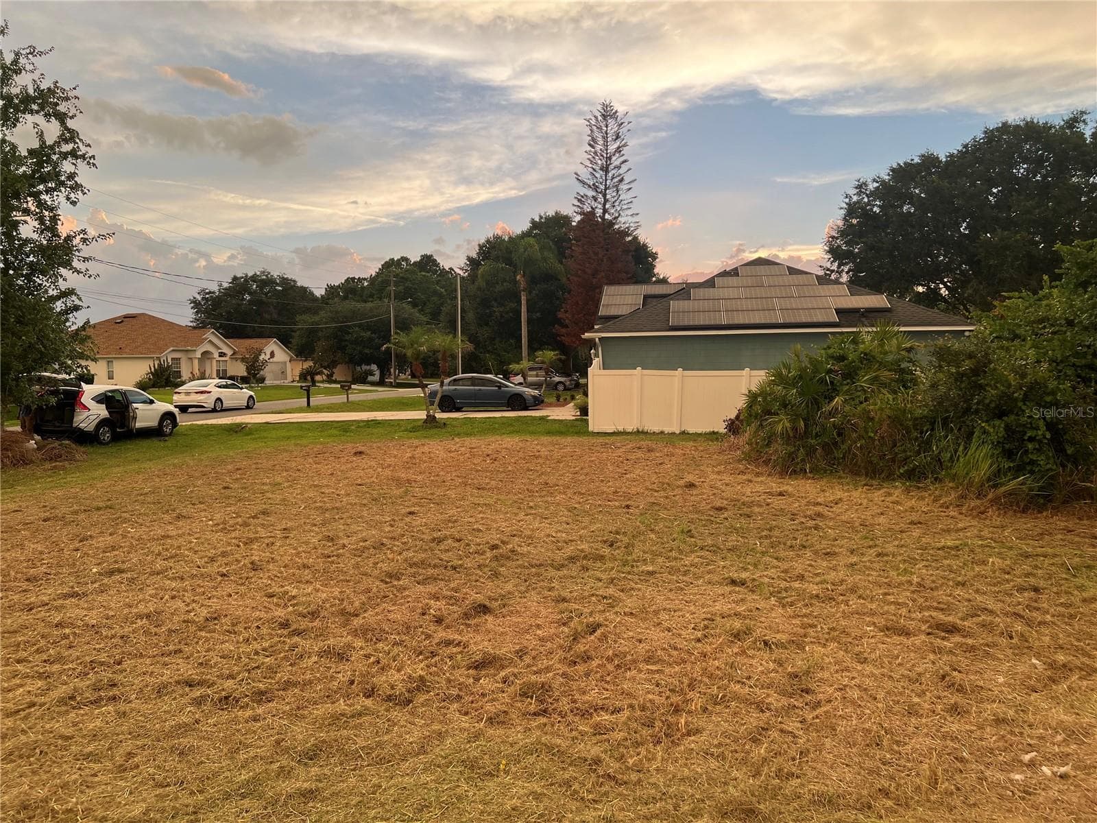 808 HALIFAX DRIVE — photo 3 of 8
