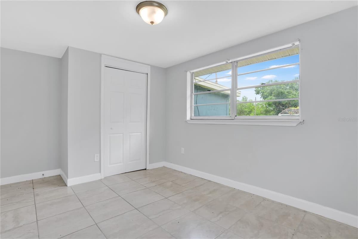 255 HOOKER STREET — photo 13 of 34