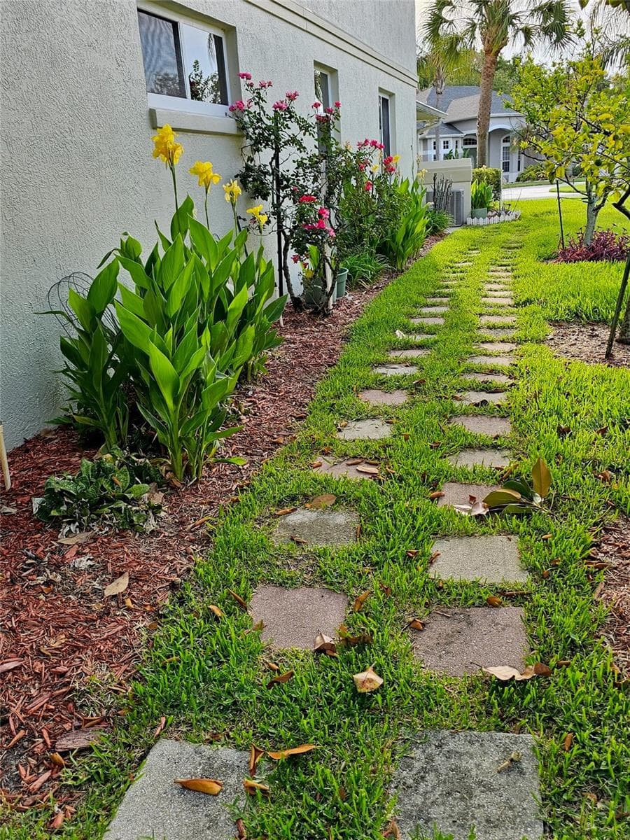 5351 AURORA DRIVE — photo 46 of 51