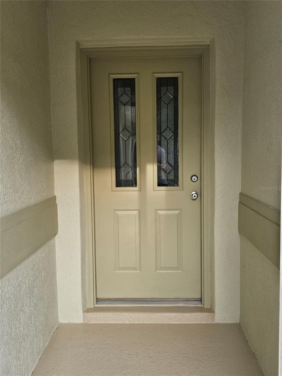 5351 AURORA DRIVE — photo 6 of 51