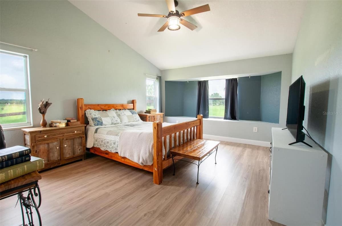 3442 APPALOOSA STREET — photo 12 of 36