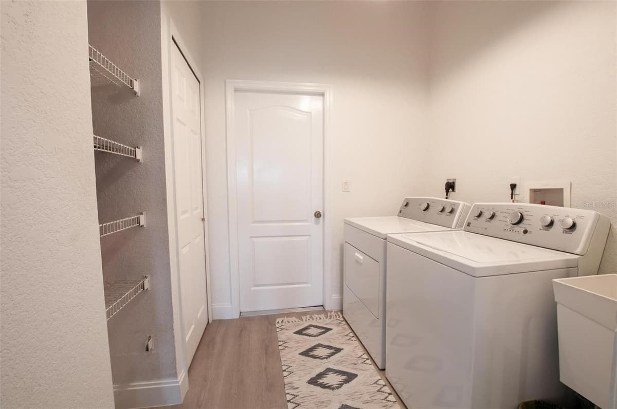 3442 APPALOOSA STREET — photo 11 of 36