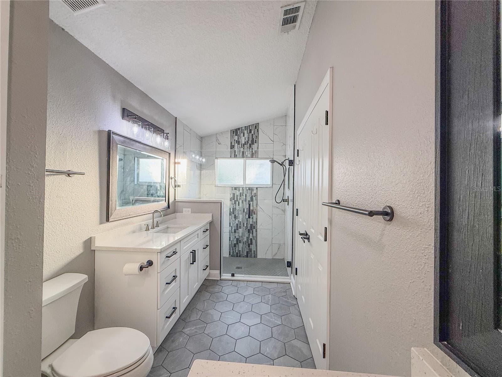 8608 FAWN CREEK DRIVE — photo 26 of 49