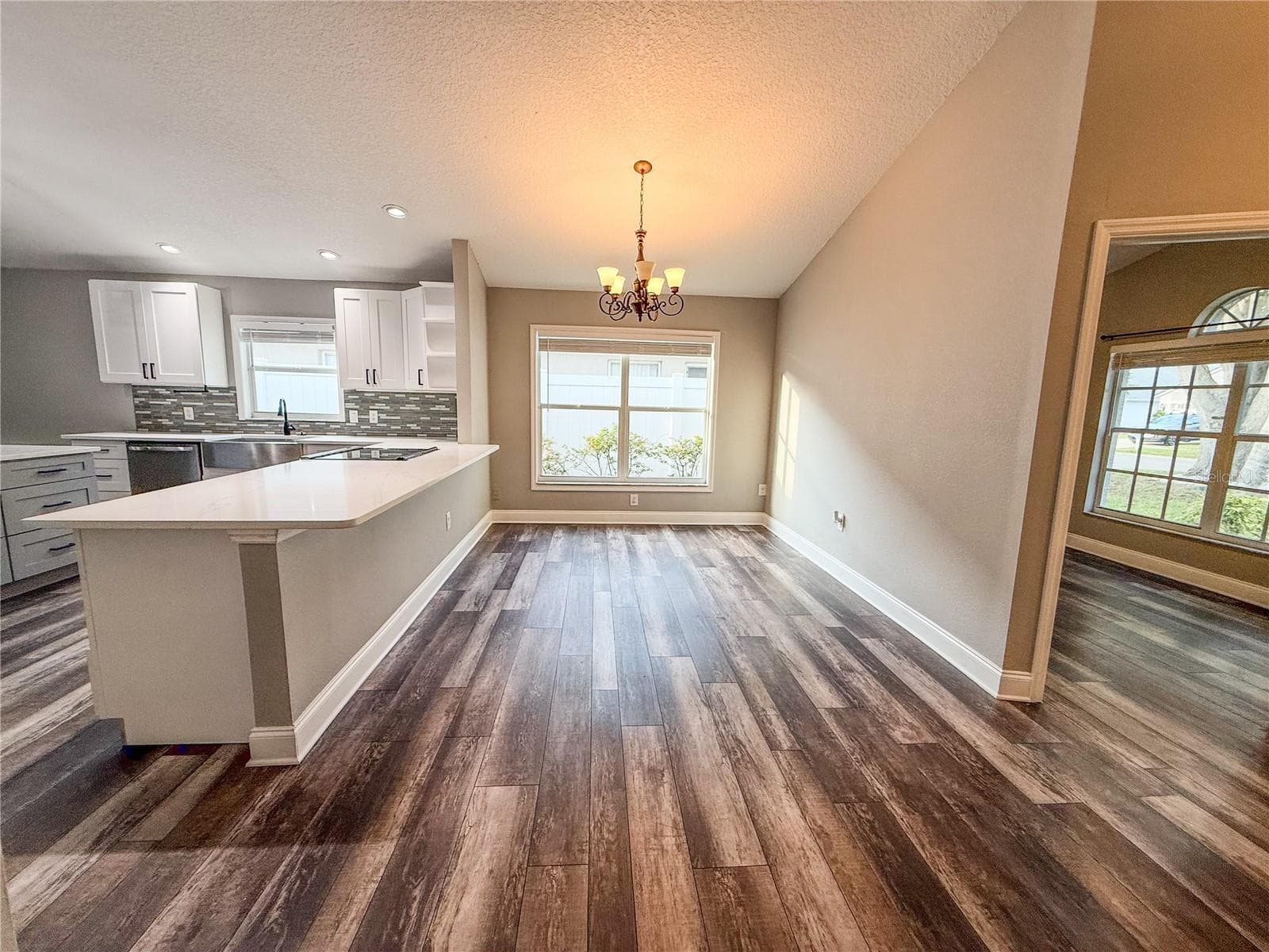 8608 FAWN CREEK DRIVE — photo 6 of 49