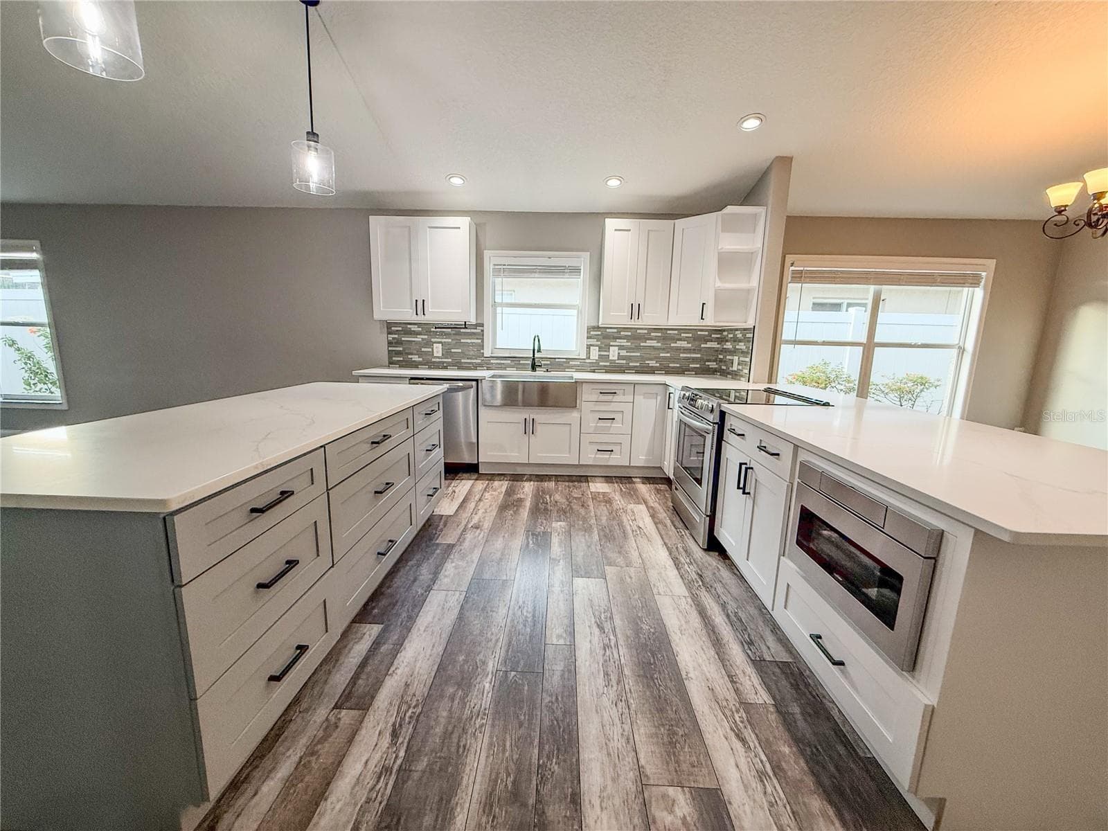 8608 FAWN CREEK DRIVE — photo 8 of 49
