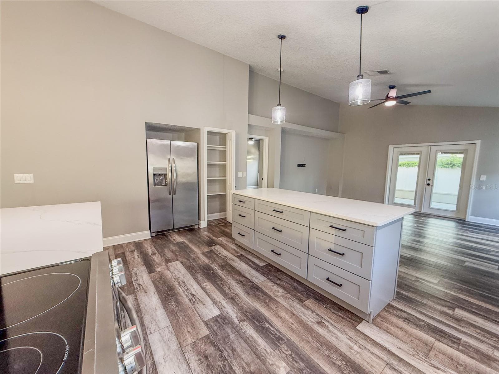 8608 FAWN CREEK DRIVE — photo 14 of 49