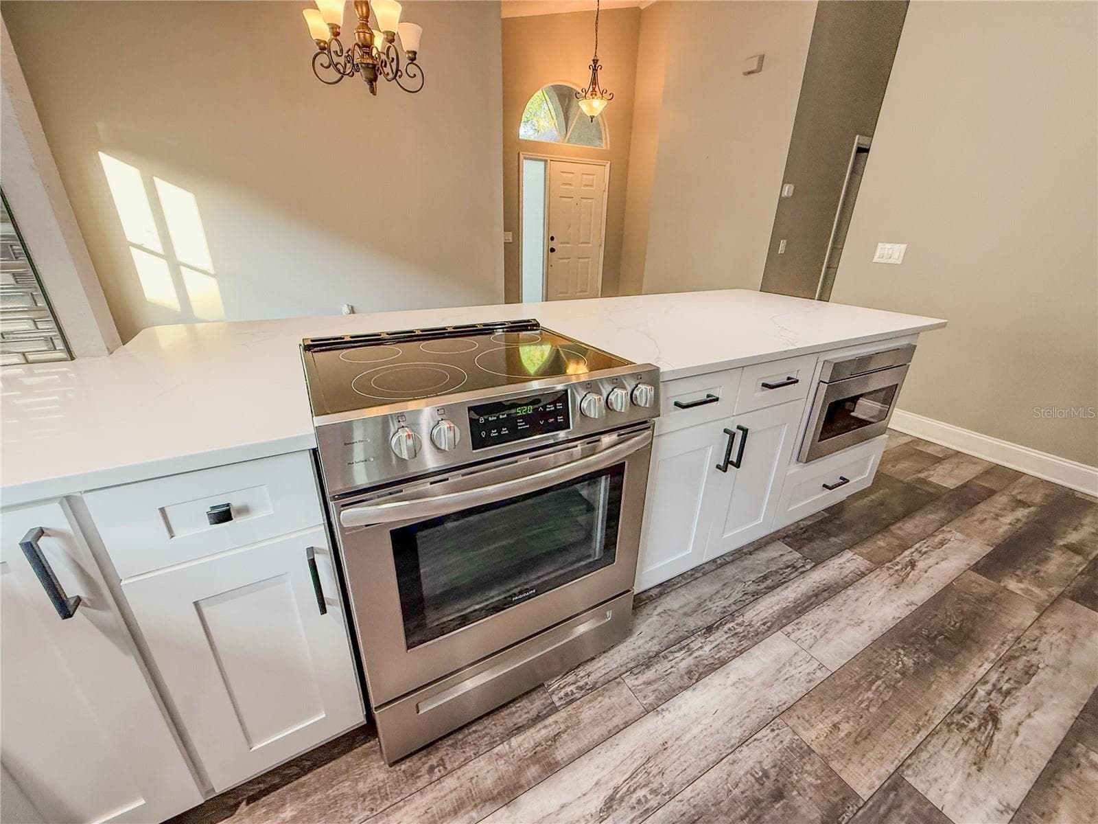 8608 FAWN CREEK DRIVE — photo 10 of 49