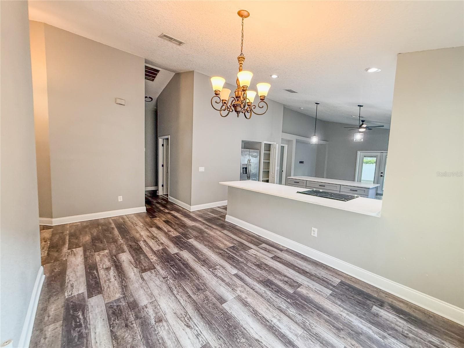 8608 FAWN CREEK DRIVE — photo 7 of 49