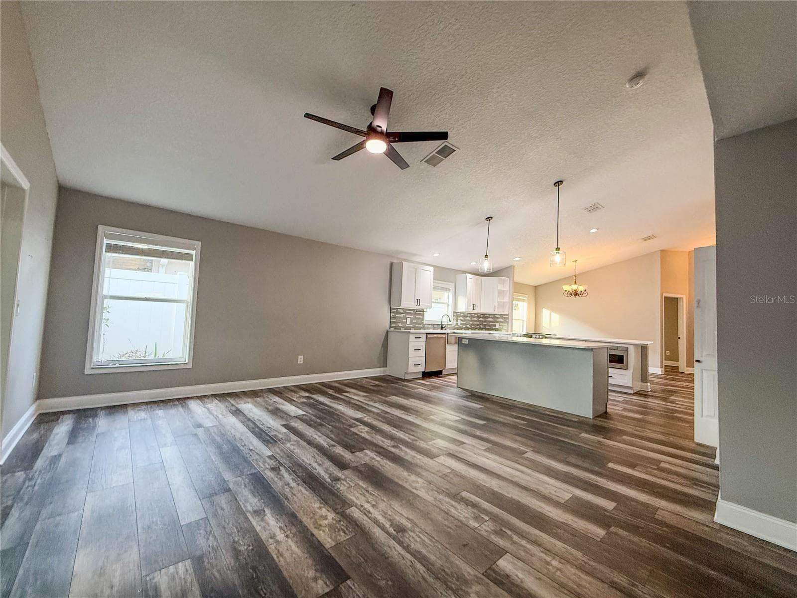 8608 FAWN CREEK DRIVE — photo 19 of 49