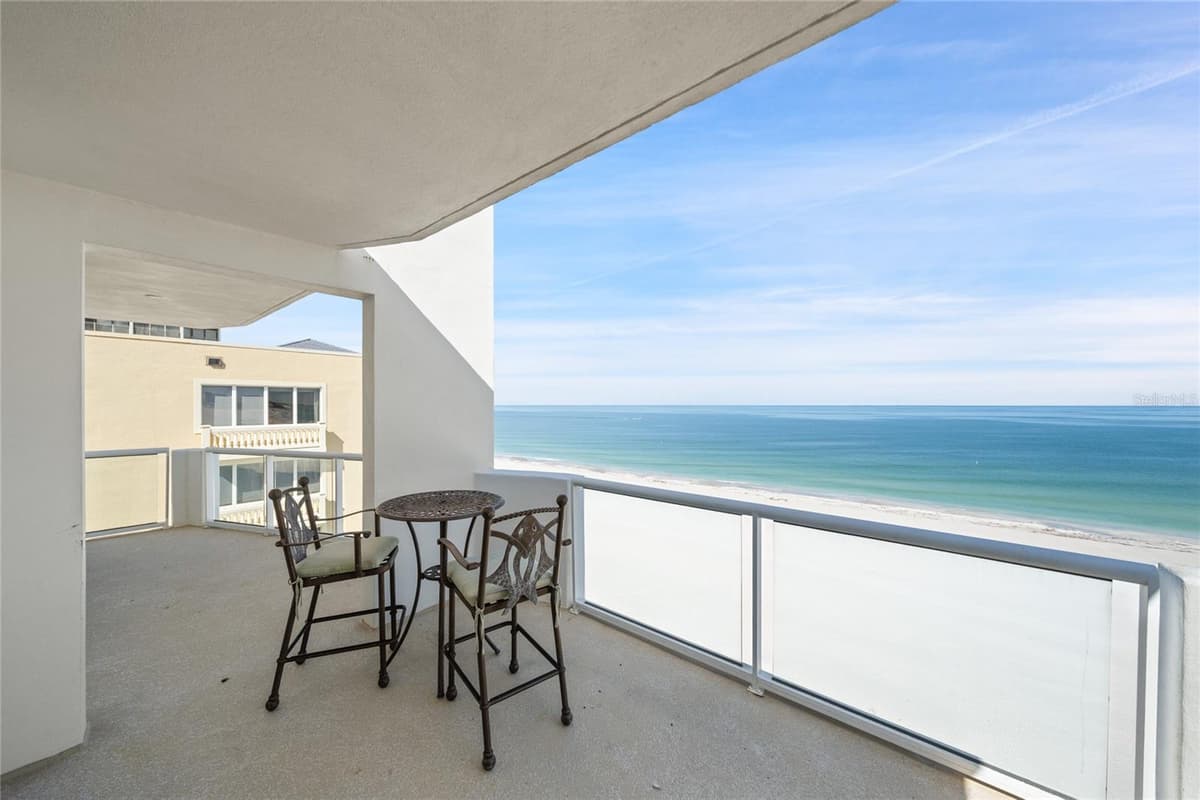 1350 GULF BOULEVARD — photo 21 of 37