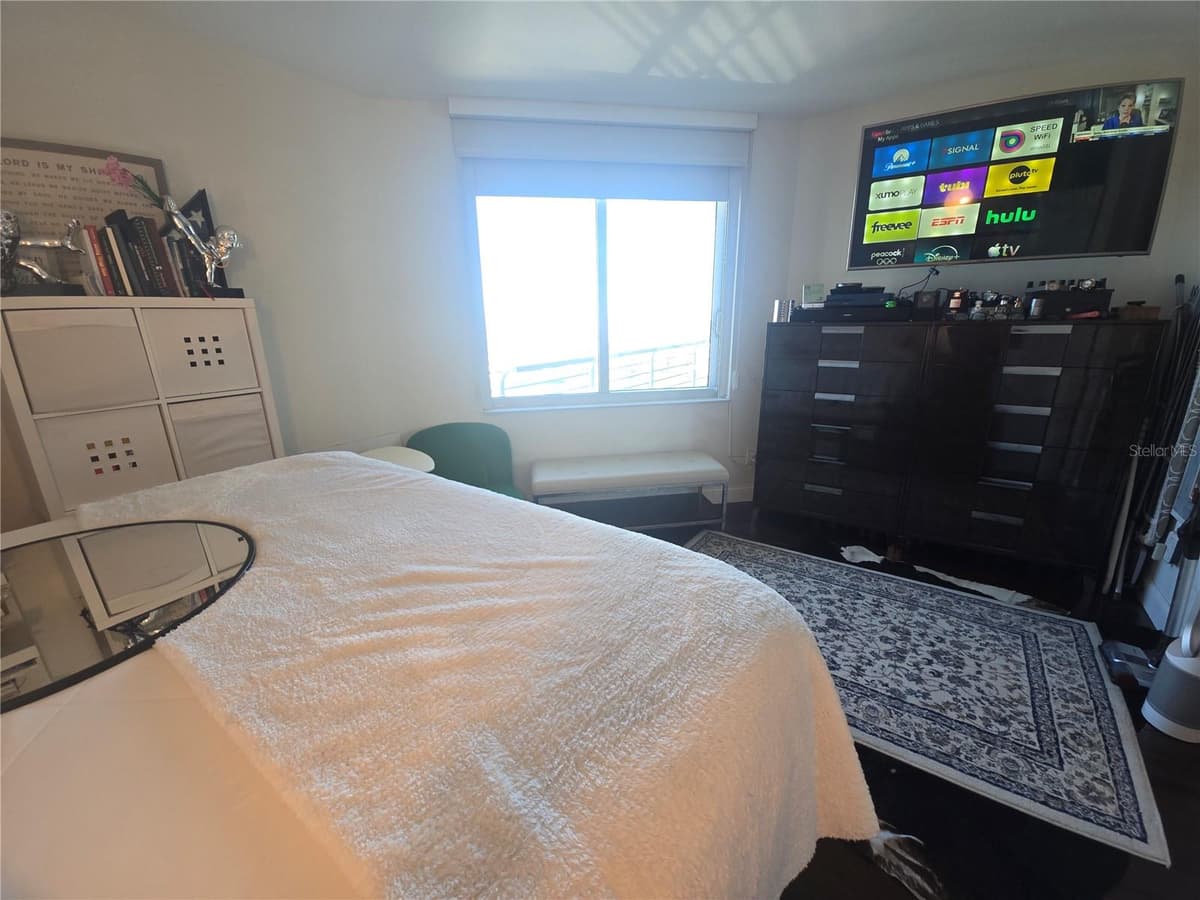 335 BISCAYNE BOULEVARD — photo 15 of 18