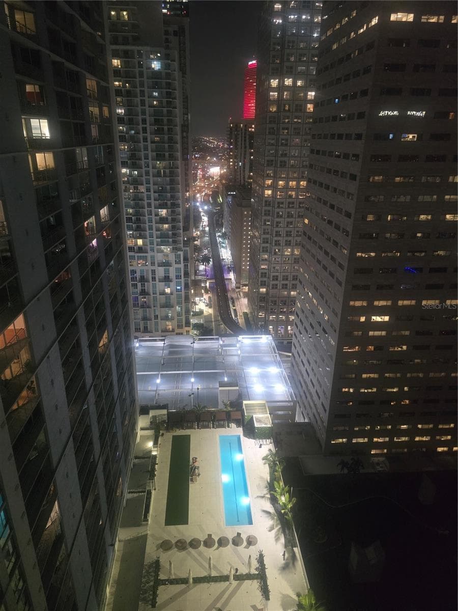 335 BISCAYNE BOULEVARD — photo 12 of 18