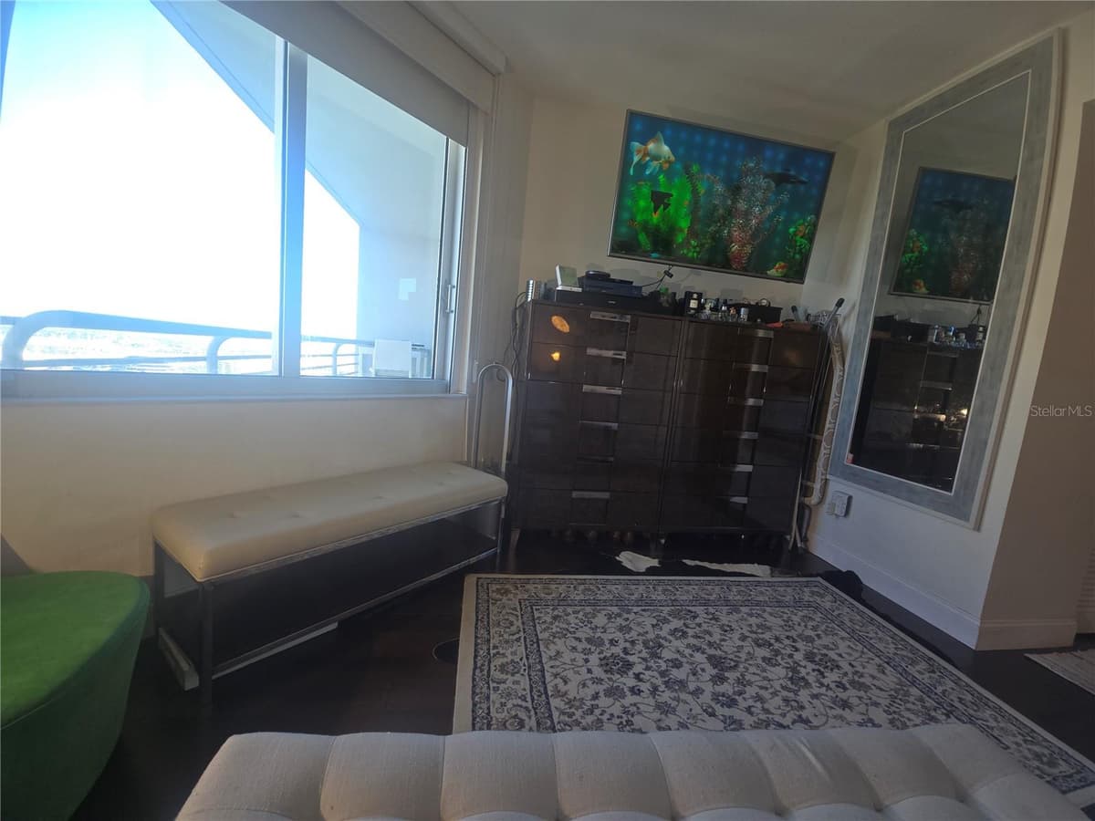 335 BISCAYNE BOULEVARD — photo 13 of 18