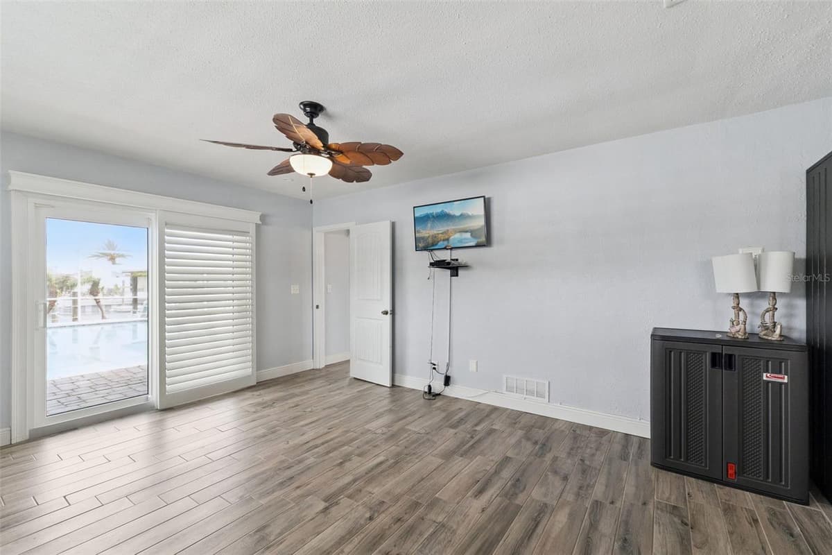 106 ANCHOR DRIVE — photo 26 of 52