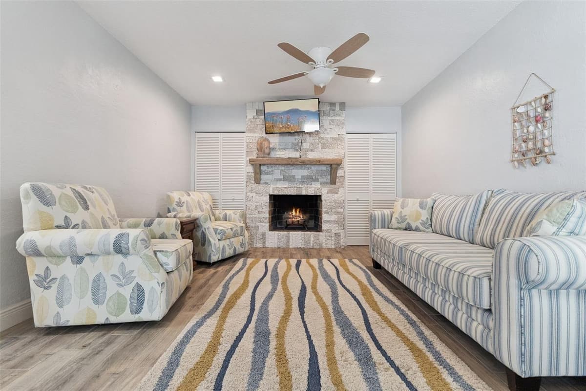106 ANCHOR DRIVE — photo 15 of 52