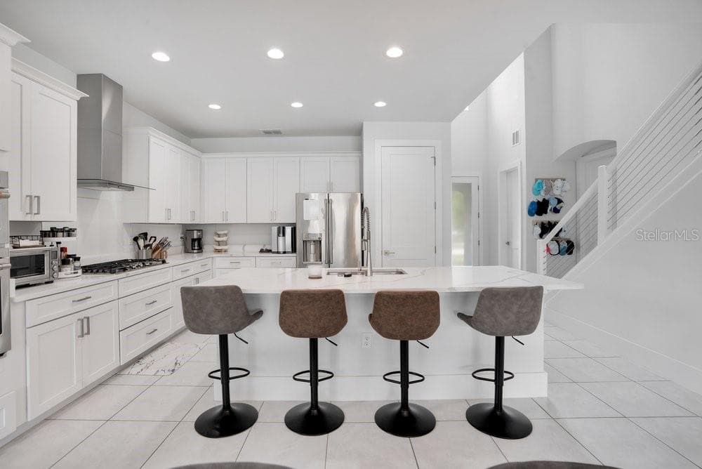 7417 SPARKLING COURT — photo 12 of 49