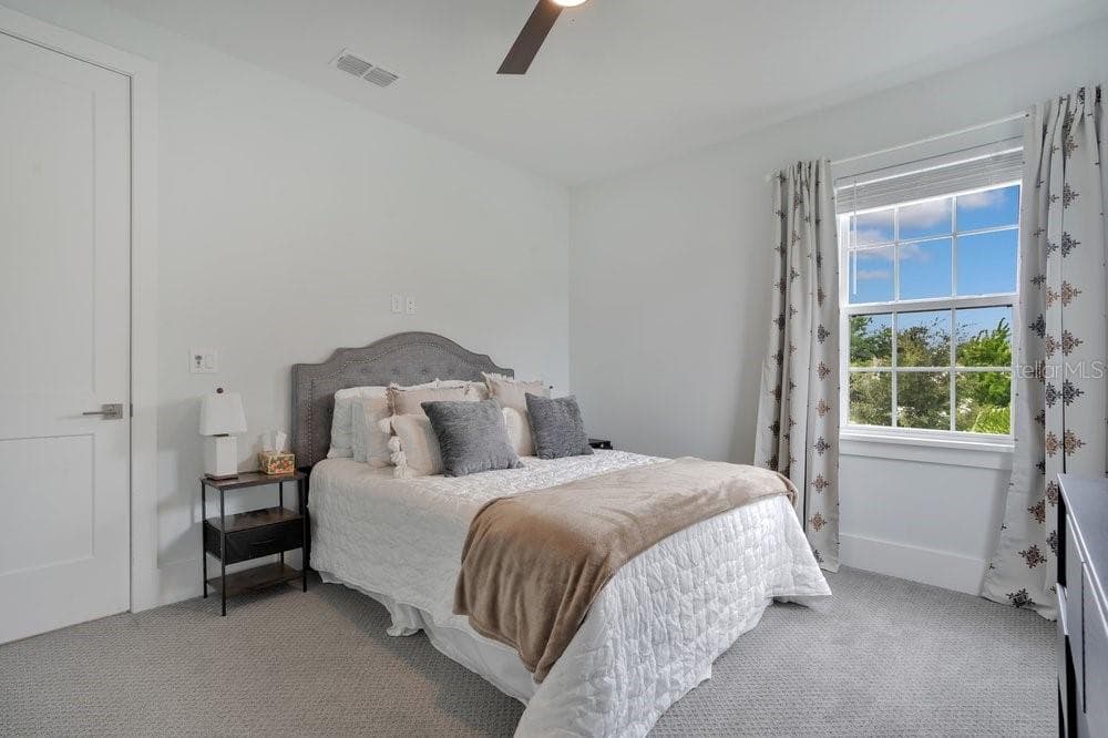 7417 SPARKLING COURT — photo 32 of 49