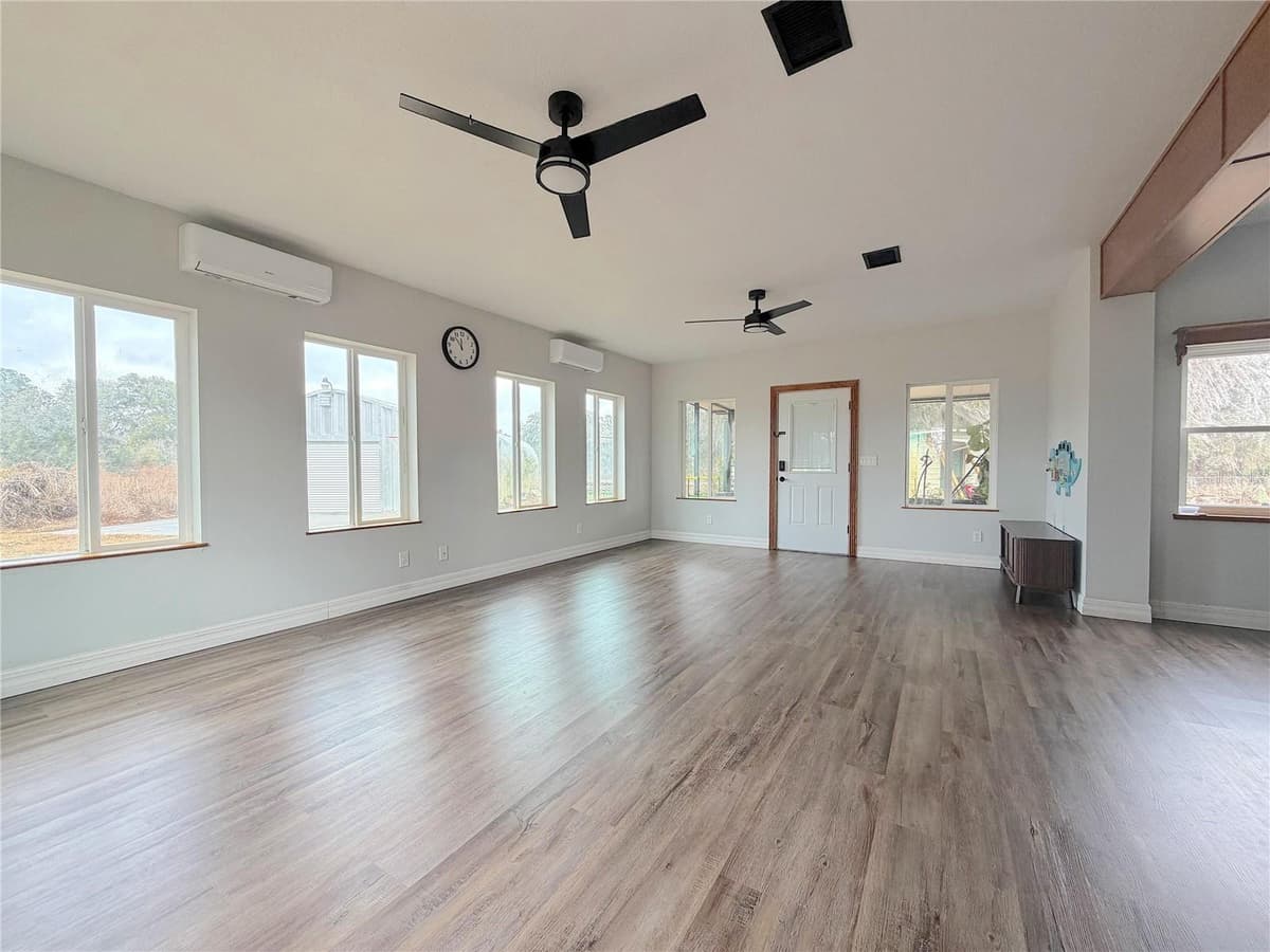 10710 MCINTOSH ROAD — photo 14 of 24