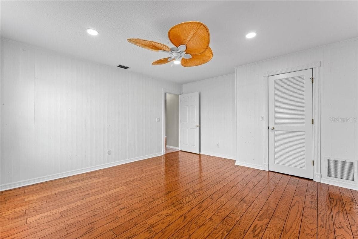 1589 MARY LANE — photo 75 of 100