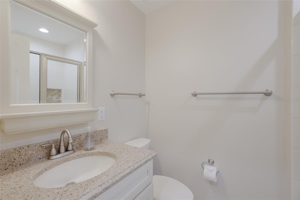320 GULF BOULEVARD — photo 15 of 22