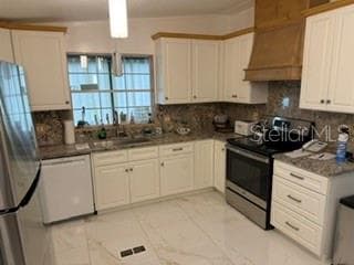 1 POINSETTIA DRIVE — photo 8 of 44