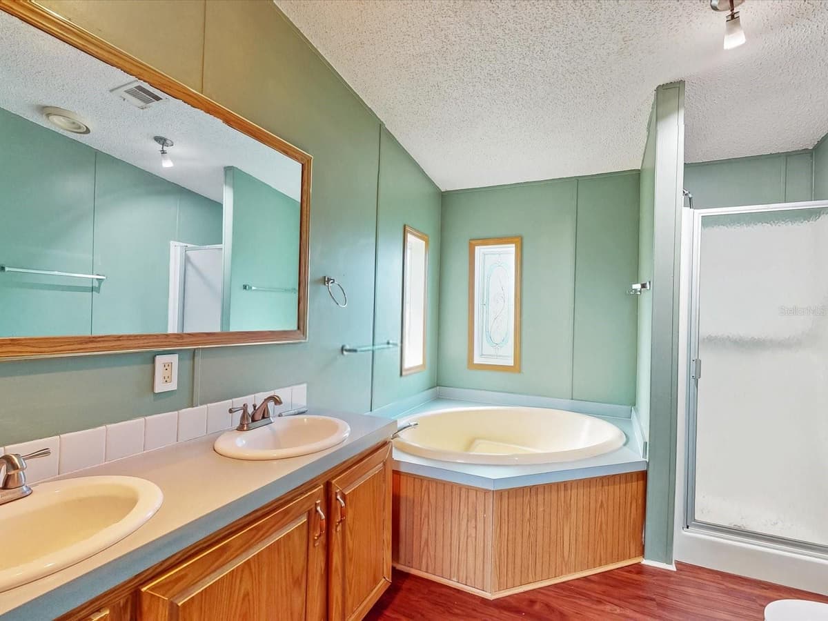 54735 WILLIAMS STREET — photo 16 of 32
