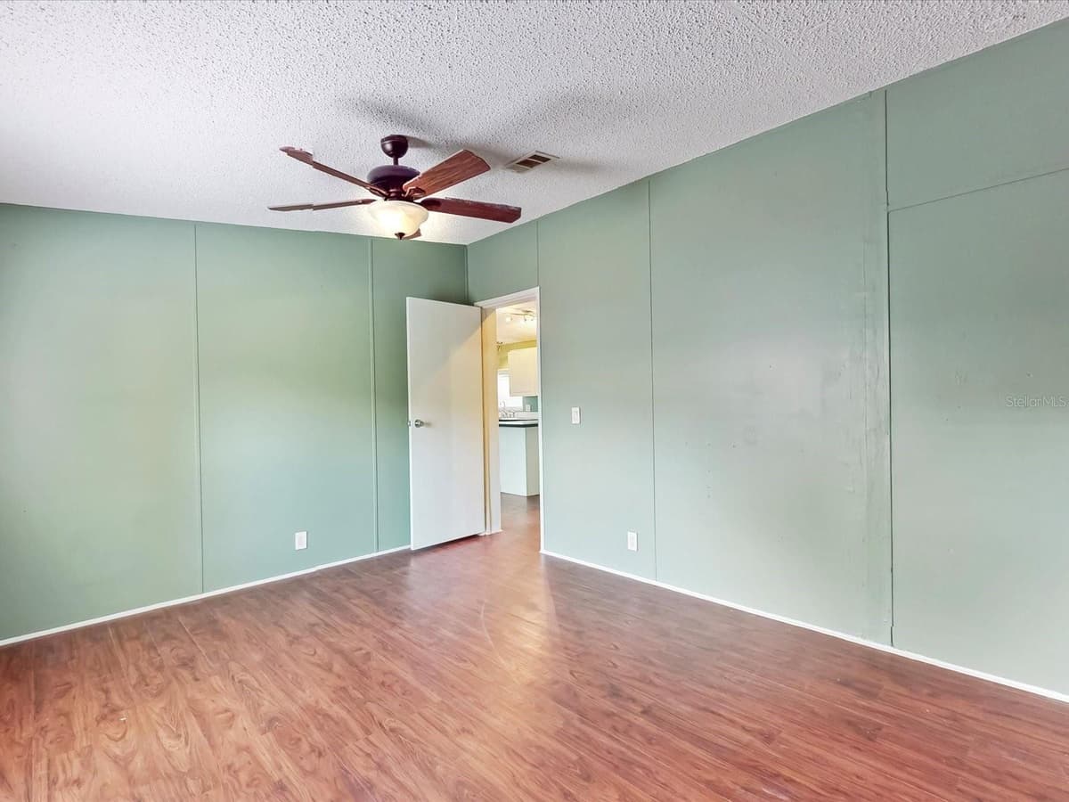 54735 WILLIAMS STREET — photo 13 of 32