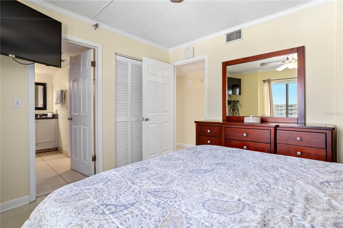 3647 ATLANTIC AVENUE — photo 20 of 52