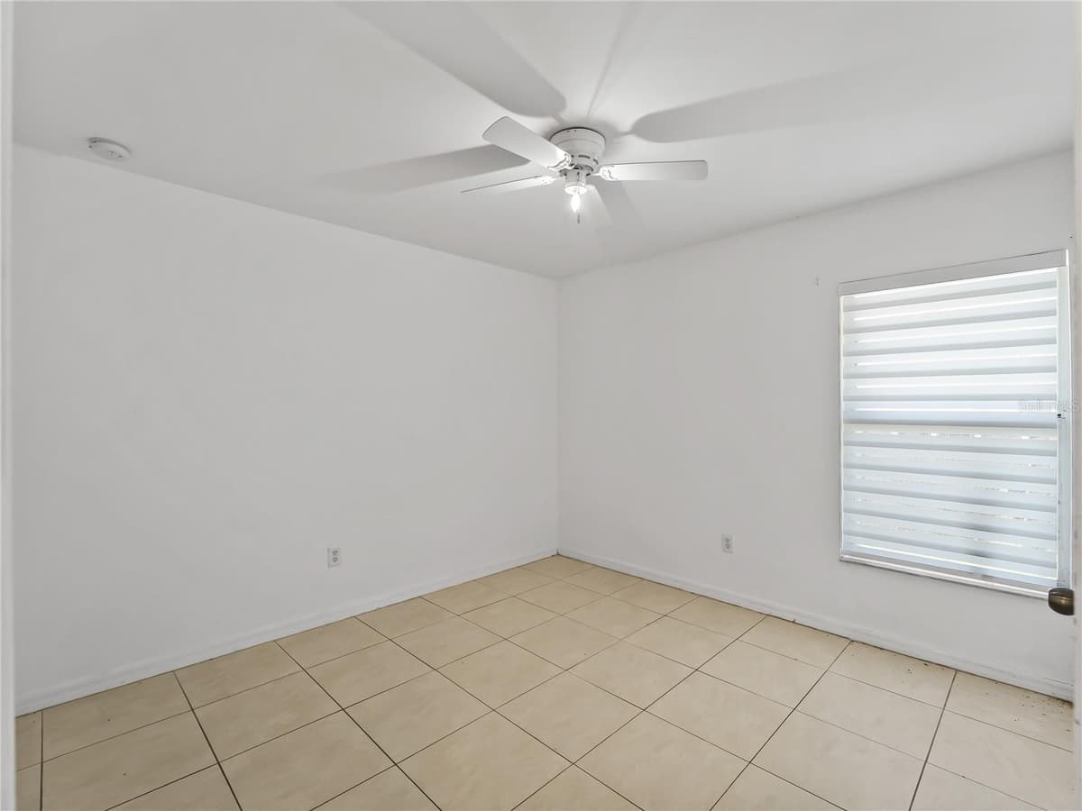 1103 LEE AVENUE — photo 17 of 54