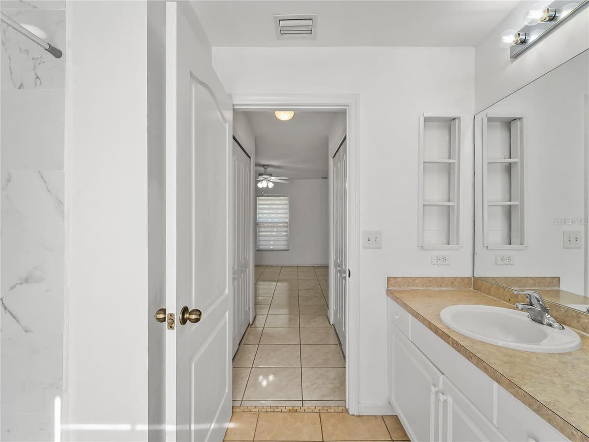 1103 LEE AVENUE — photo 19 of 54