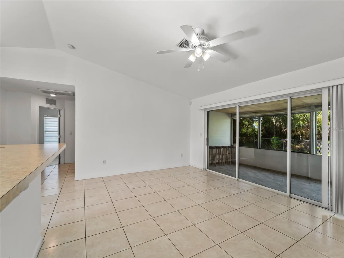 1103 LEE AVENUE — photo 29 of 54