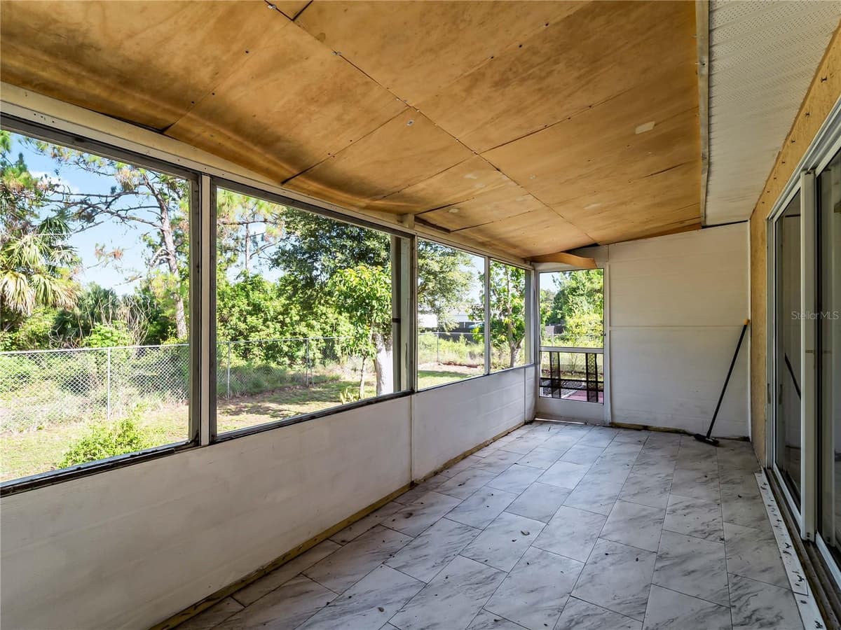 1103 LEE AVENUE — photo 33 of 54