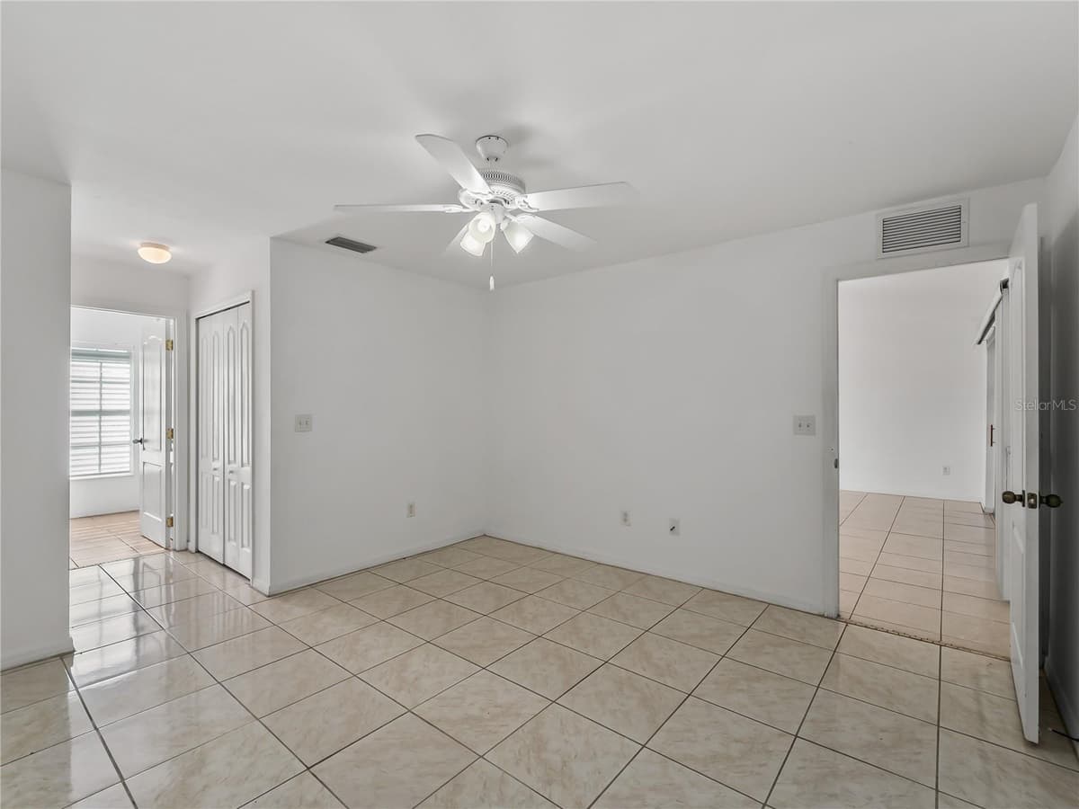 1103 LEE AVENUE — photo 14 of 54