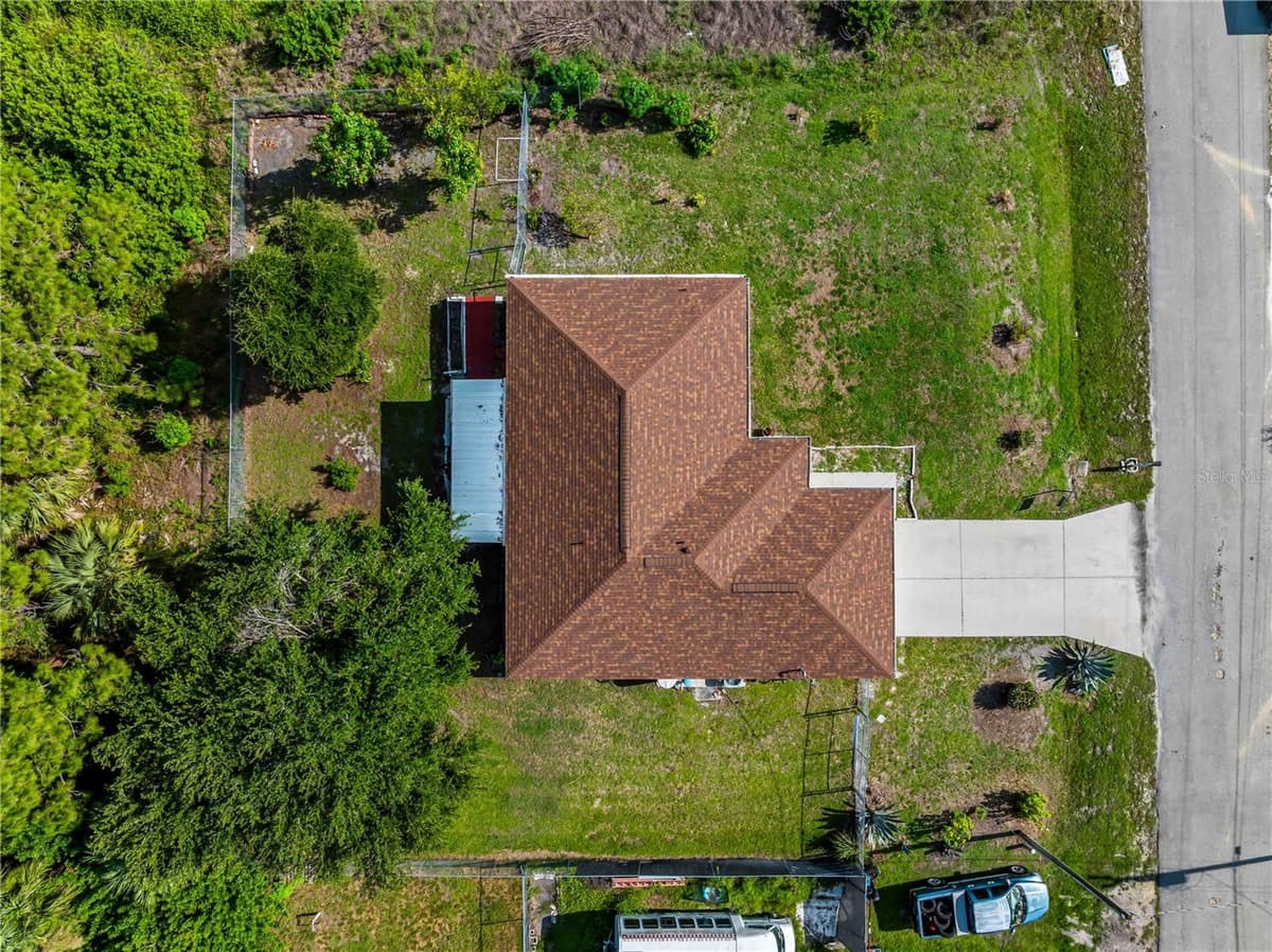 1103 LEE AVENUE — photo 48 of 54