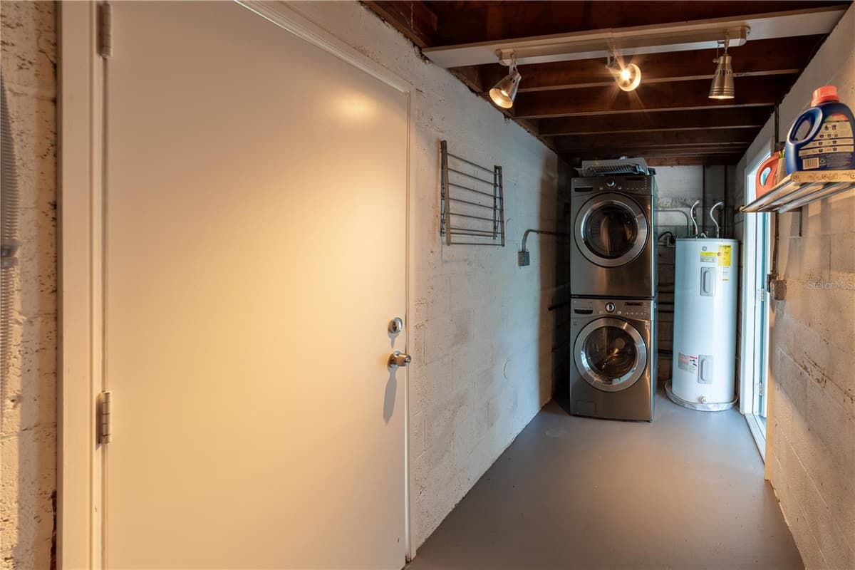 2631 KEY LARGO LANE — photo 17 of 25