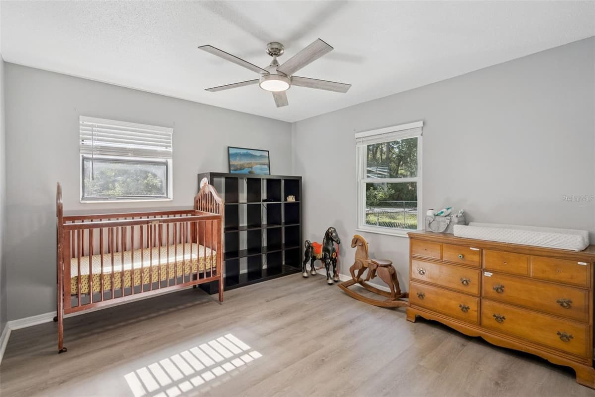 24623 GEORGE STREET — photo 8 of 15