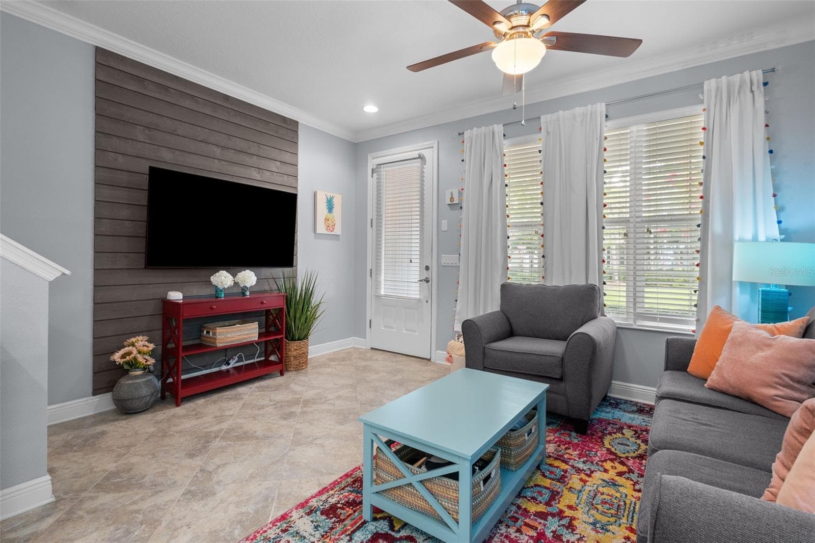 423 AURORA WAY — photo 8 of 36