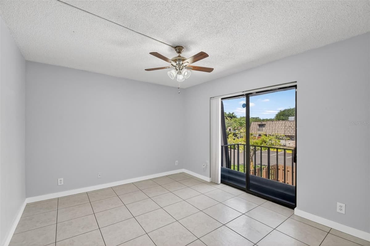 1534 FOREST LAKES CIRCLE — photo 33 of 40