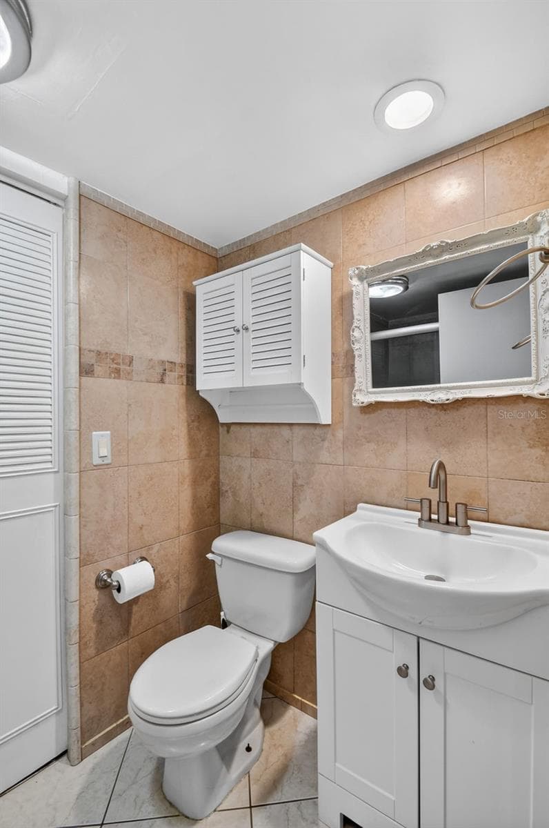 1534 FOREST LAKES CIRCLE — photo 13 of 40