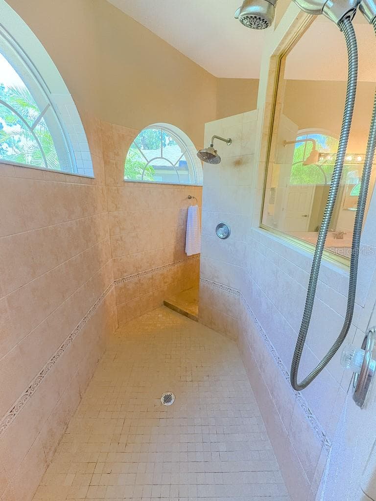 5852 CACHETTE DE RIVIERA COURT — photo 39 of 95