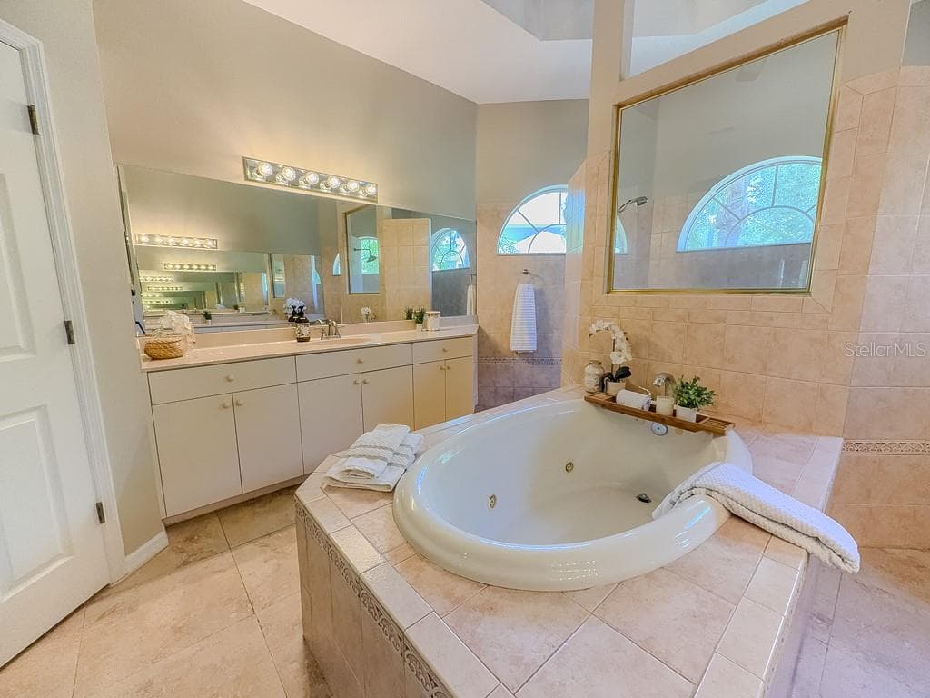 5852 CACHETTE DE RIVIERA COURT — photo 37 of 95