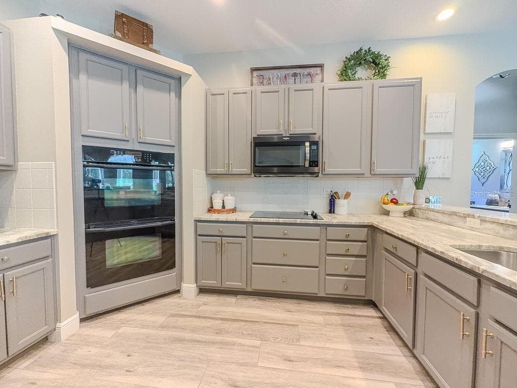 5852 CACHETTE DE RIVIERA COURT — photo 22 of 95