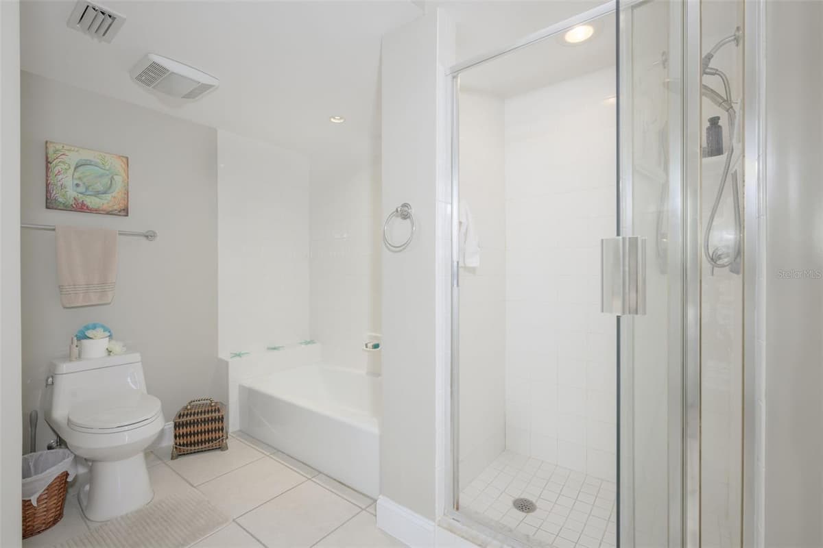 4650 LINKS VILLAGE DRIVE — photo 16 of 46