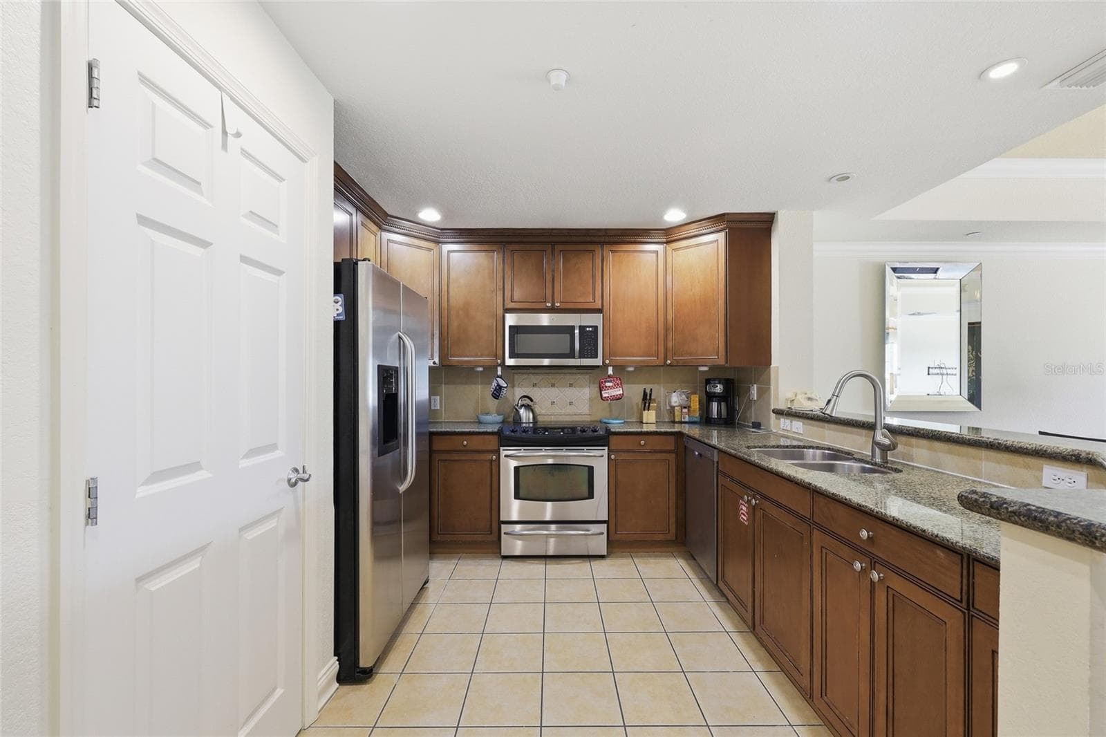 7612 CABANA COURT — photo 21 of 49