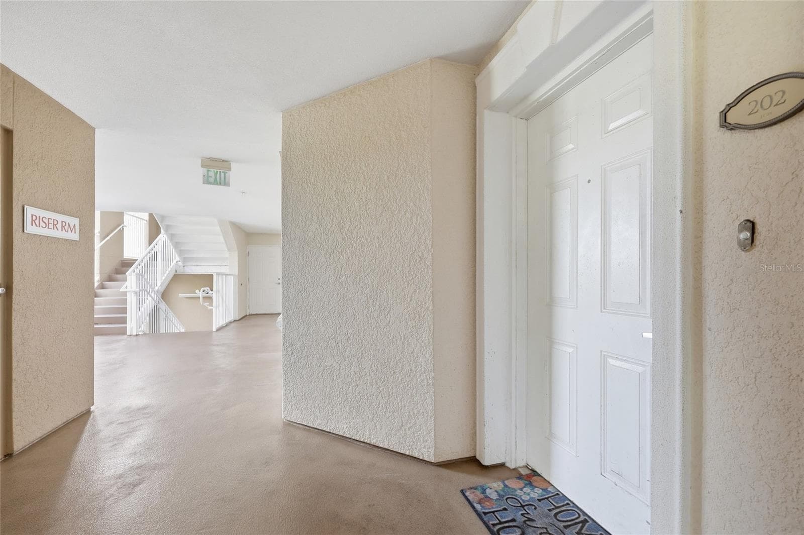 7612 CABANA COURT — photo 15 of 49