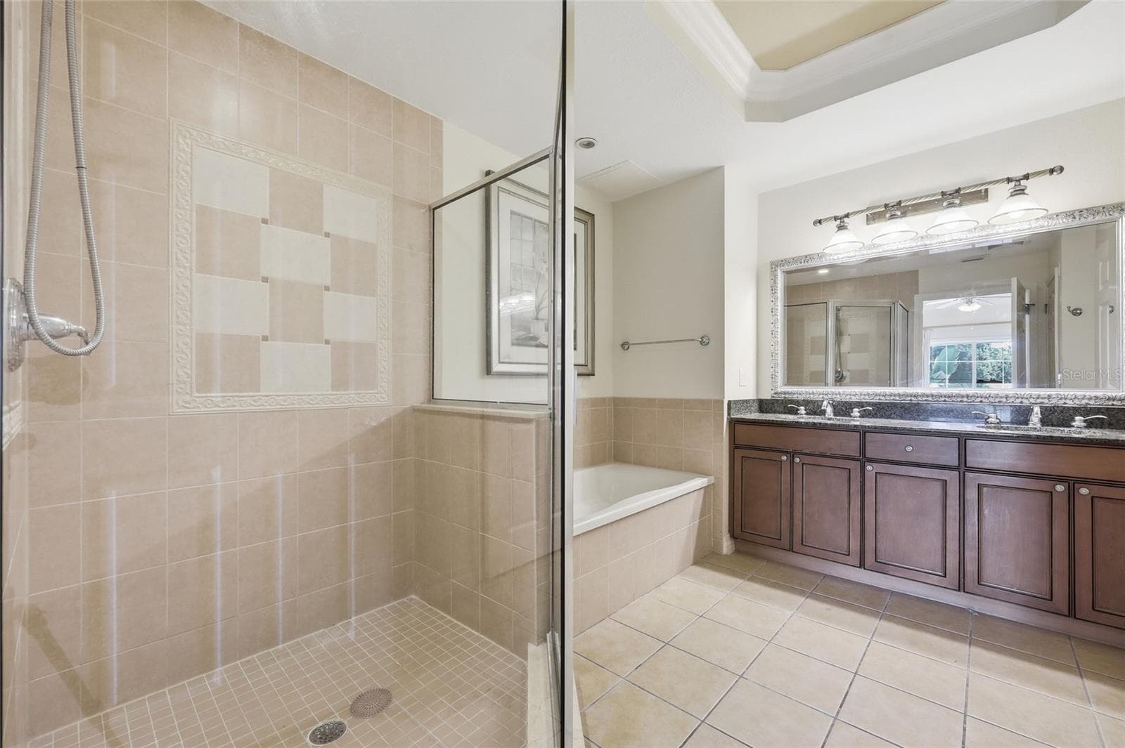 7612 CABANA COURT — photo 33 of 49